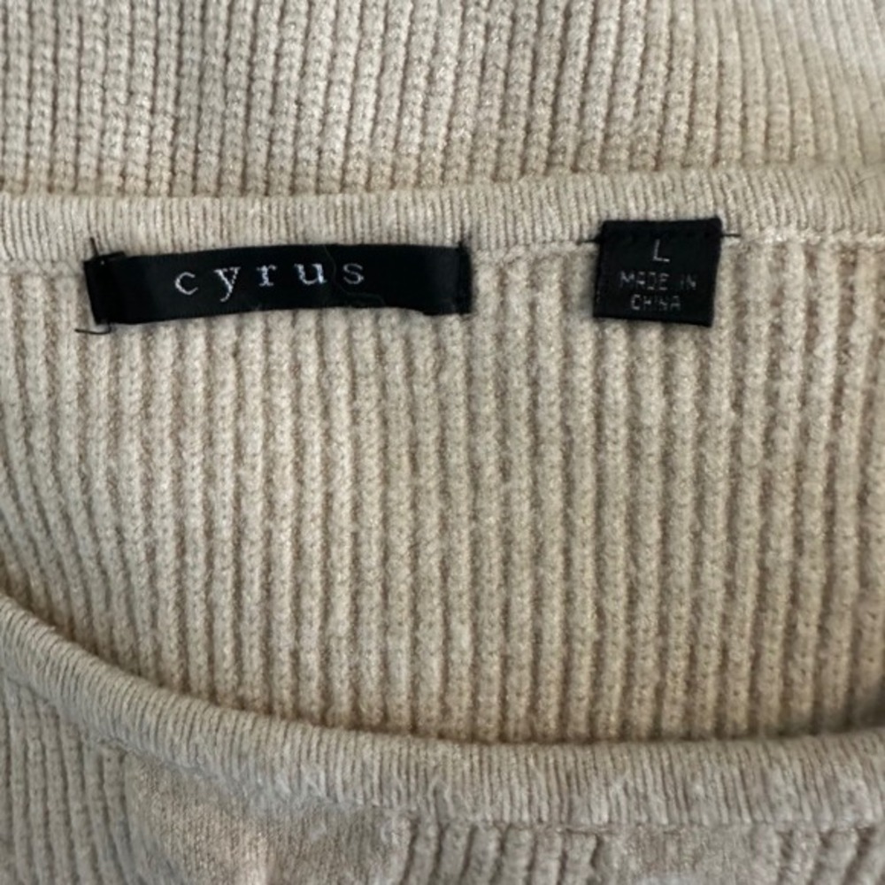 Cyrus Cable Knit Sweater Womens Large Beige Cream Crew Neck Cozy Pullover - Picture 5 of 6